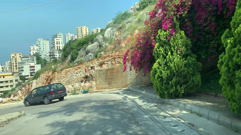 بالصورة – جريمة مروعة تهز الرابية صباح اليوم.. طعنه بالسكين امام أعين المارة