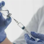 اليمين المتطرف يقترح إعادة فتح بيوت الدعارة وإدارتها من عاملات الجنس