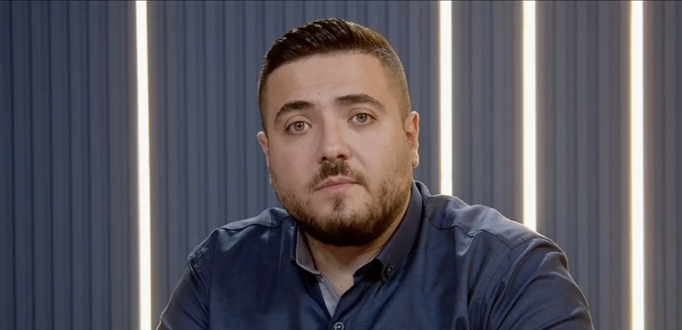 علي برو يضع الرينجر على الطاولة ويعلن خطة اليوم التالي: سترحلون- انتصرنا- ما قاله خطير وغير مسبوق