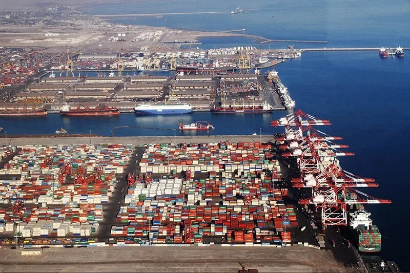 الموانئ الإيرانية في مرمى الضربات الأميركية الإسرائيلية